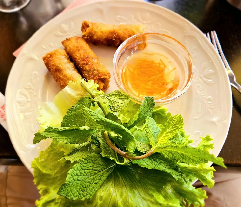 Assiette de Nems Variés